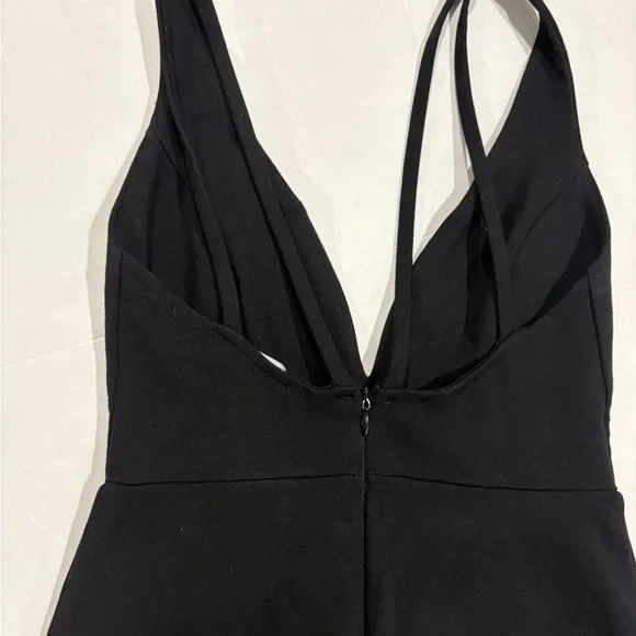 Lulus Deep V-Neck Elegant Black Mini Dress Women’s Size Small - Picture 3 of 8